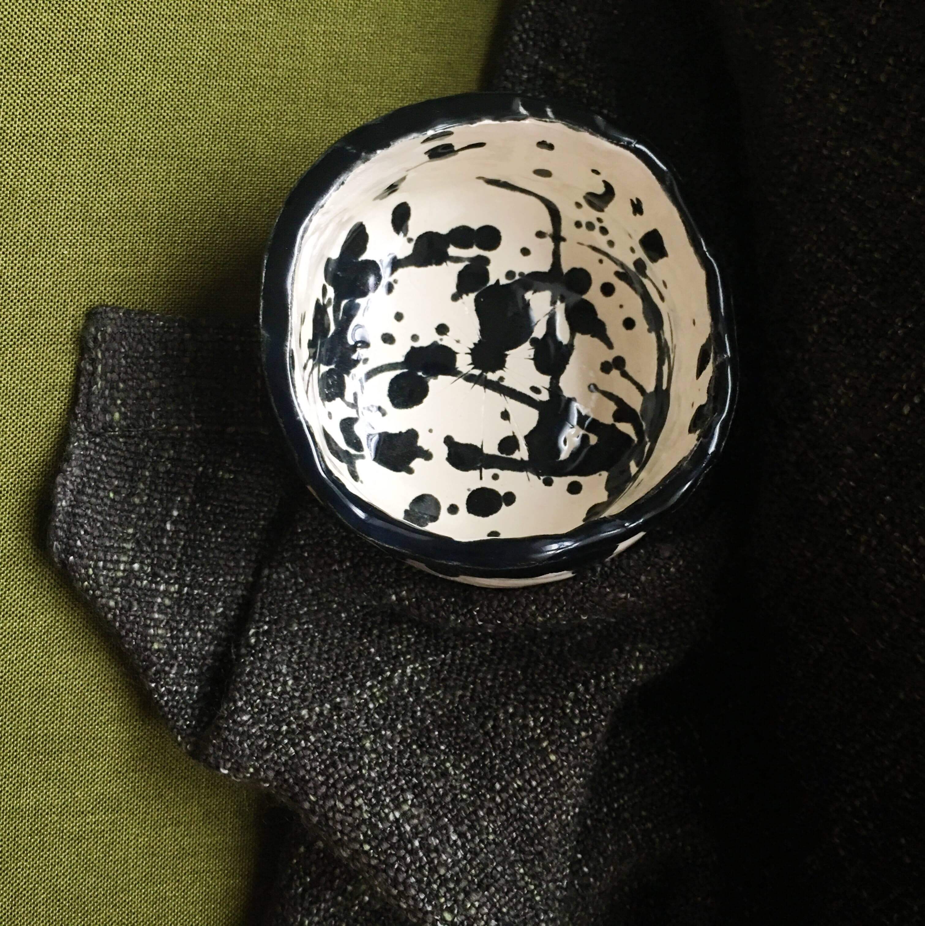 Ink blot bowl enithingimake